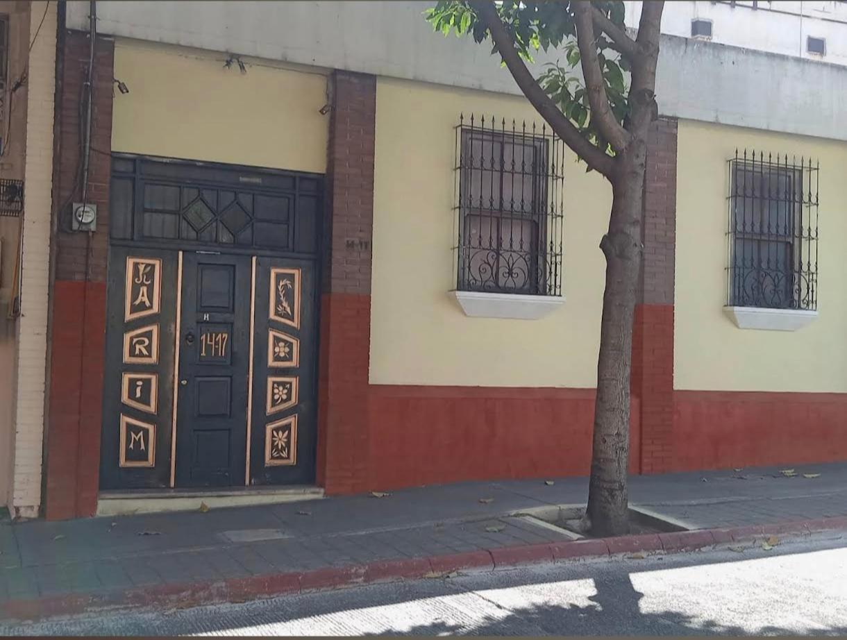 Karim Hostel グアテマラシティ エクステリア 写真